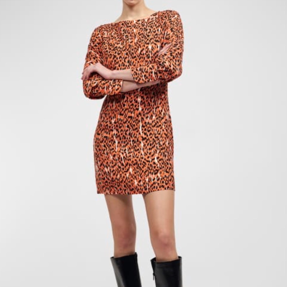 NWT Equipment Carissa Animal Print Boat-Neck Mini Shift Dress. Size 4